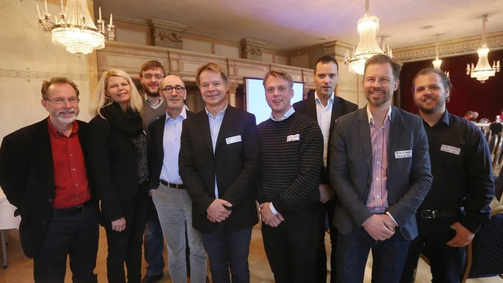 Fick forskningsmiljoner. Här är de som fick nästan fem miljoner kronor i olika forskningsprojekt, från vänster Jörgen Nissen, Linnea Stenliden, Magnus Wiberg, Dimitris Michailakis, Göran Gustafsson, Tommy Höglund, Dag Forsén, Tobias Andersson Granberg samt  Niklas Danielsson.