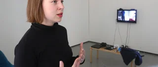 Prövande konst i videoinstallation