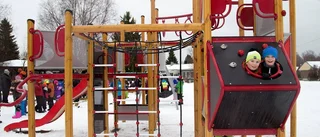 Fullt ös i nya lekparken