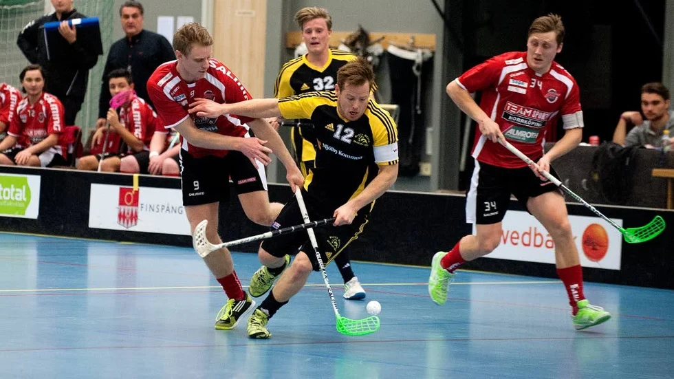 Eric Karlsson och Anders Engberg är tveksamma till en fortsättning i Finspångs IBK.