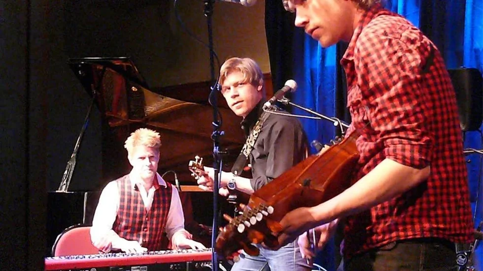 Nordic med Erik Rydvalls nyckelharpa bjöd upp till dans med en blandning av jazz, funk, reggae, country och traditionell folkmusik.