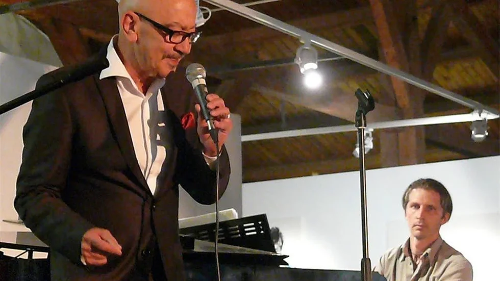 Hayati Kafé pianisten Martin Perk.