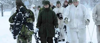 Kronprinsessan på snöskor i Arvidsjaur