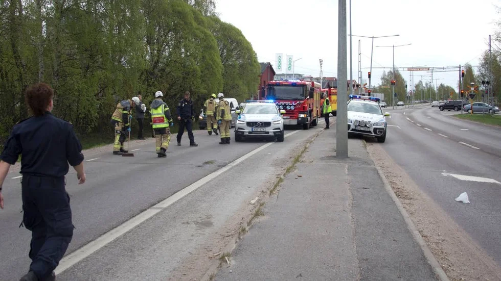 En trafikolycka inträffade efter Timmerleden i Piteå på måndagsförmiddagen.