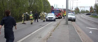 Förd till sjukhus efter motorcykelolycka