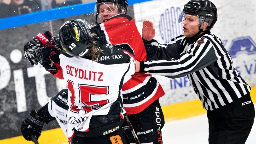 Piteås Emil Wikström och Hudiksvalls Adam Seydlitz möts i en ny fajt i kvällens play off.