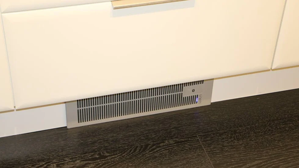 Ett smart kök har förstås radio med högtalare, kopplat till Bluetooh.