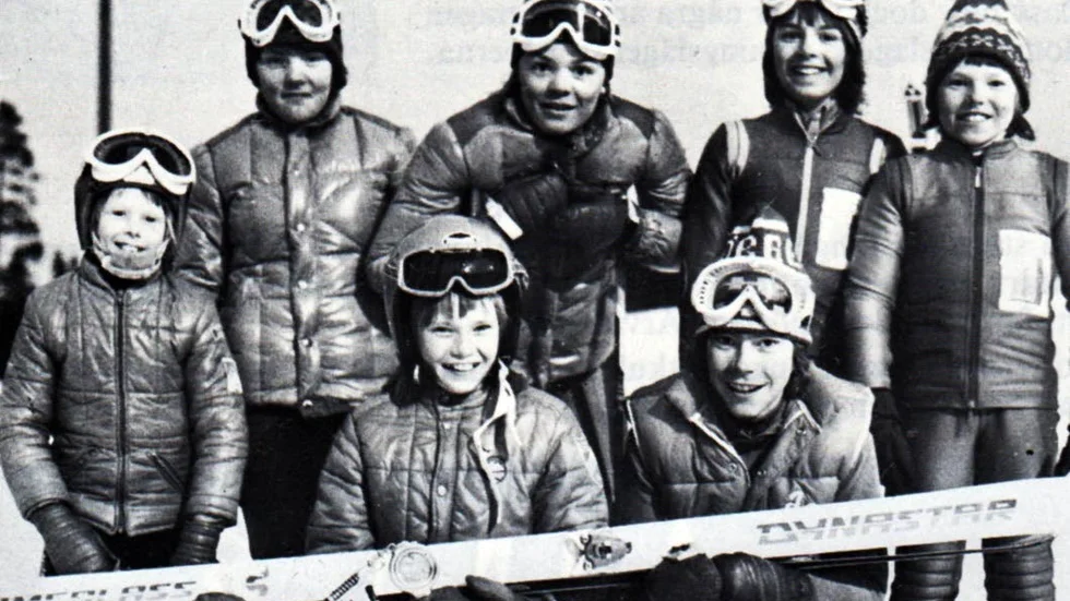 Med dessa sju ungdomar i Kalle Anka-final i Duved 1976 blev Arvidsjaurs alpina utsedd till landets bästa alpina ungdomsklubb. I förgrunden Marlene Andersson och Jörgen Sundqvist som båda vann guld. Övriga är från vänster, Roger Ohlin, Annika Sundqvist, Mats Andersson, Erik Öhman och Tomas Stenlund.