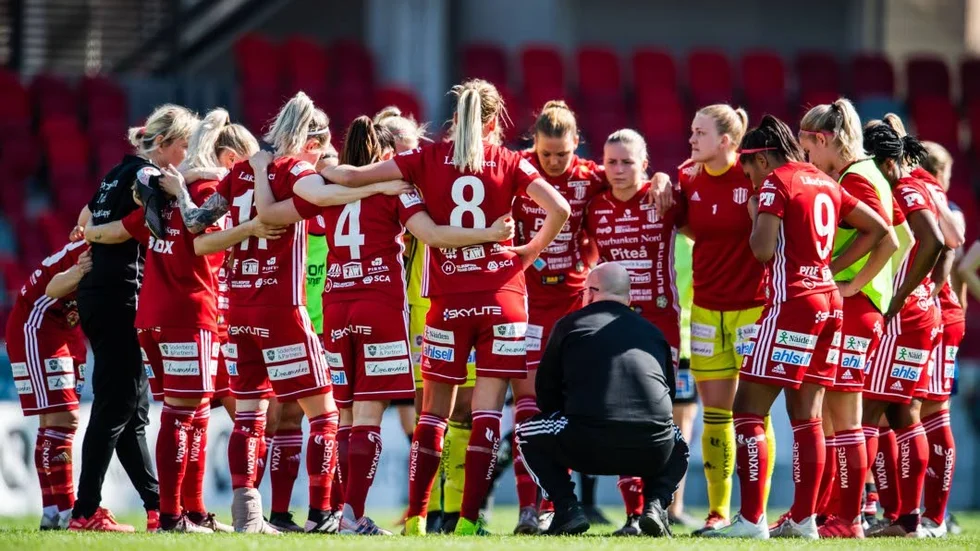 Mållöst, kryss och 0–0. Det var 25 matcher och 18 månader sedan sist. Då mot Rosengård hemma. Nu mot Växjö borta. Piteå noterades för tre ribbträffar, en stolträff och ett missat friläge.