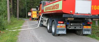 Traktor totalförstördes vid brand