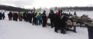 Fartfylld folkfest på Polcirkeln
