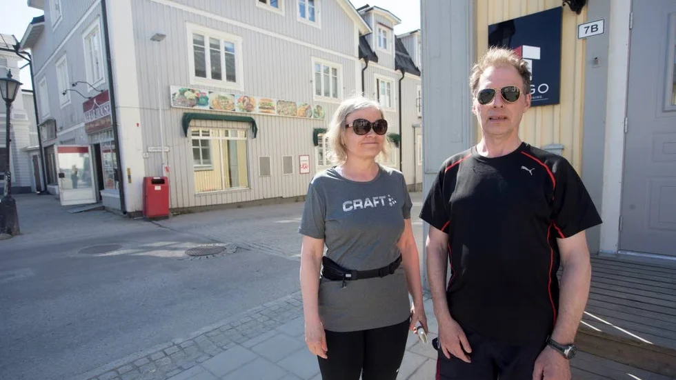 Carina Rönnqvist och Thomas Engström tycker det är ett svårt val i höst.