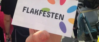 Storstilat studentfirande kostar skjortan