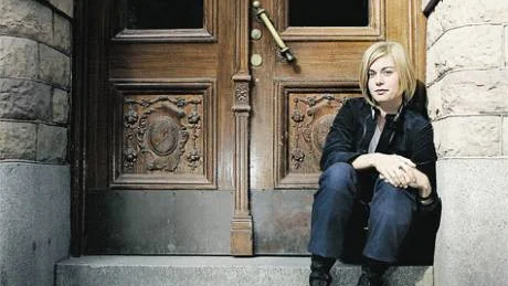 Den 27 september släpper Anna Ternheim sin andra skiva "Separation road". Den nyfikne kan dock höra resultatet redan på onsdag, då hon spelar albumet live i P3-programmet "Musikjournalen live".Foto: Kerstin Carlsson/Scanpix