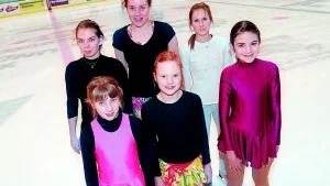 NKK-tjejer. Bakre raden från vänster: Sandra Neumann, Julia Pettersson och Amanda Kellerman. Främre raden: Micaela Norén, Angelica Lundberg och Anna Nilsson.
FOTO:NICLAS SANDBERG