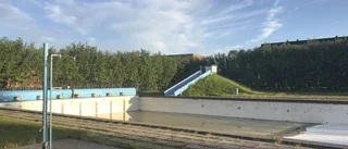 Ingen rivning av utebadet – men planer finns