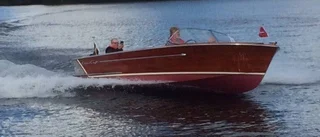 Välrenoverad Chris Craft