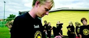 Nicke vill uppmuntra talangerna