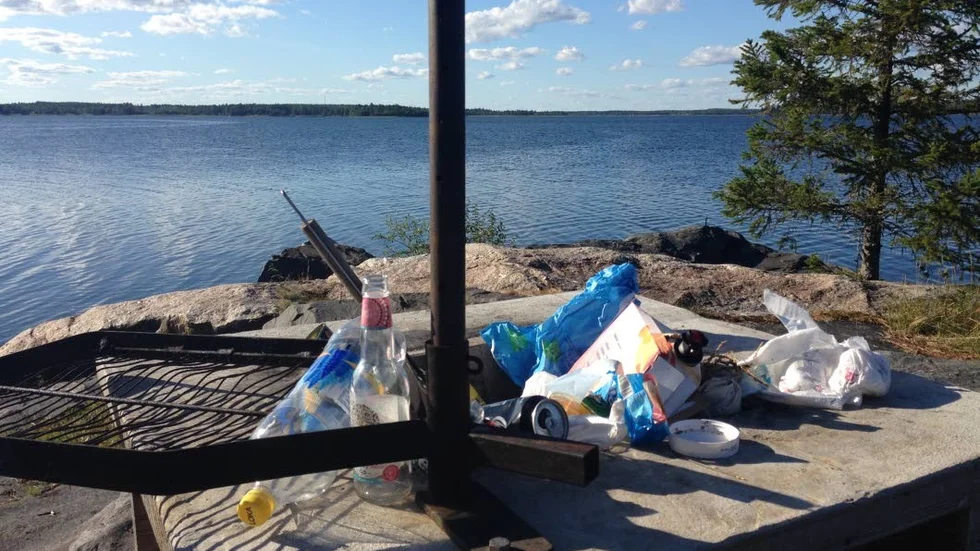 En period körde Piteå båtklubb ”Operation holmgång” för att peppa båtfolket att samla skräp.