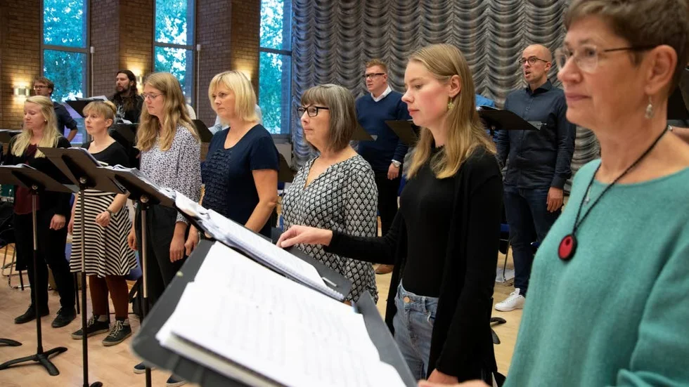 Vokalensemblen under en av sina repetitioner.