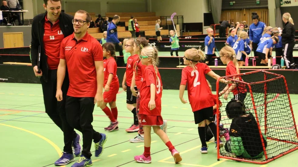 Glada miner från Långskatans IF.