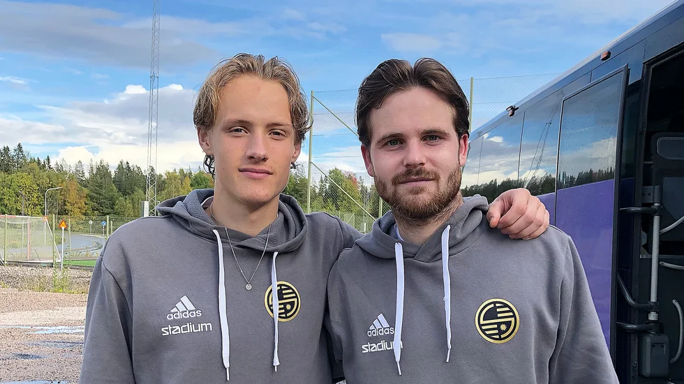 Oliver Grenholm och Will Hoare gjorde målen för Skellefteå FF i bortasegern mot Sund.