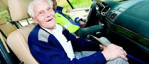 Sixten, 100, har väntat på vägen i  57 år