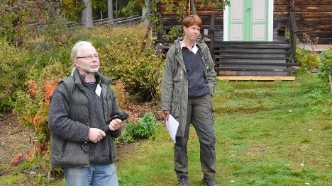 Crister Lövgren berättade om Gallejaur och Elisabeth Öberg föreläste om de gamla trädgårdar i Gallejaur som Hushållningssällskapet har varit med att inventera och restaurera.