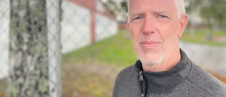Nedskräpning vid tennishallen – personalen har fått nog: "Är det mitt jobb att plocka upp efter andras skit?"