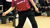 Regerande svenska mästarna Kaskad, här personifierade av Martin Larsson, hade inga större problem att vinna derbyt mot BK Örnen hemma i Eurobowl. 137 slutade den till stor de avslagna tillställningen.
FOTO: ROBERT SVENSSON