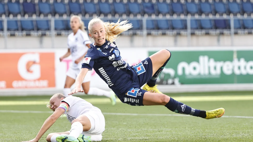 Amalie Vangsgaard har gjort sitt första mål för Paris SG.