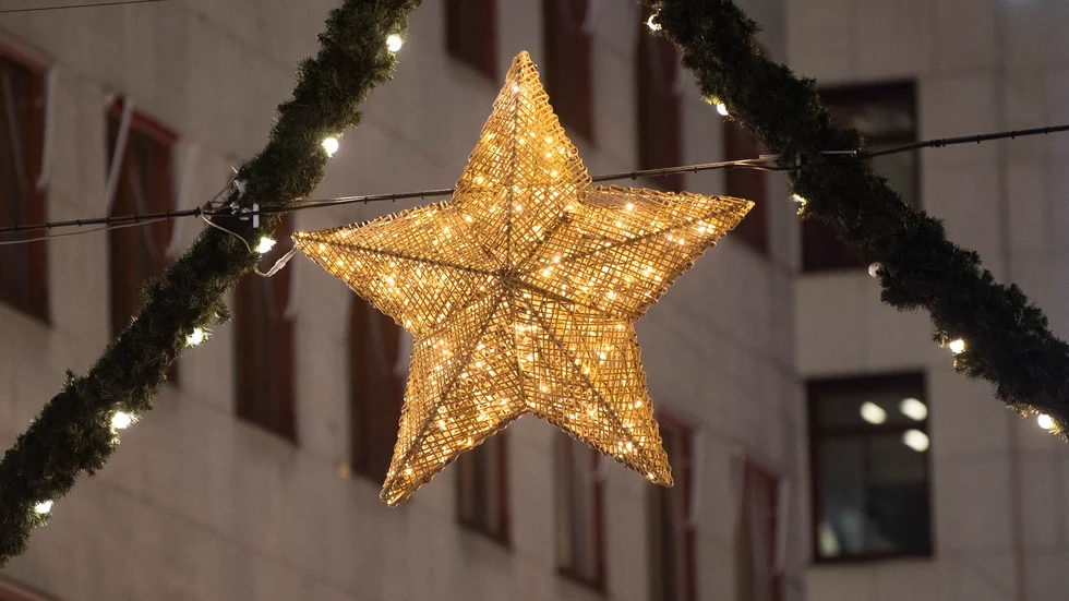I år planerar många kommuner att minska på julbelysningen för att dra ned på elförbrukningen. Arkivbild.