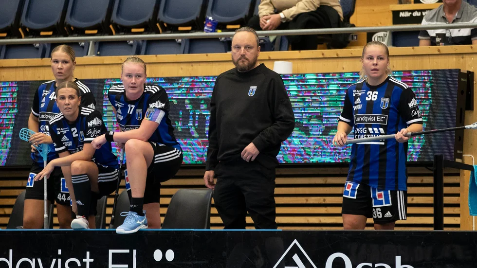 Det blev ingen rolig afton i Västerås för Sirius och tränaren Marko Palosaari.