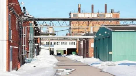 Karlits fabrik i Karlholm står still just nu.