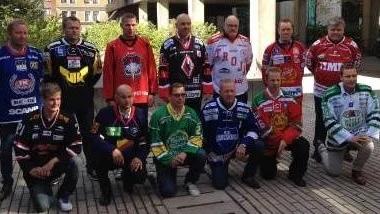 Den klassiska bilden med alla tränare inför säsongen 13/14.