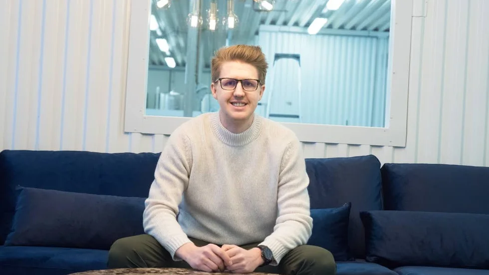 “Jag har alltid varit intresserad av mat, och stod på en pall vid spisen med mamma när jag var fem-sex år”, säger Dennis Bejedal. Så småningom växte det till ett intresse även för dryck.