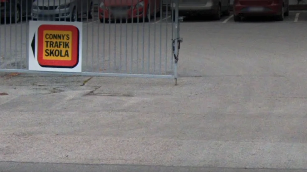 Connys Trafikskola lokal låg under en längre tid vid Ringvägen i Märsta. Nu ligger skolan i Bristaområdet.