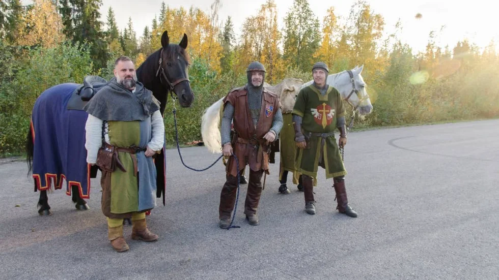 Ronny Drakdal, Kurt Nilsson och Gustav norman med hästarna Loppan och Sissoue.
