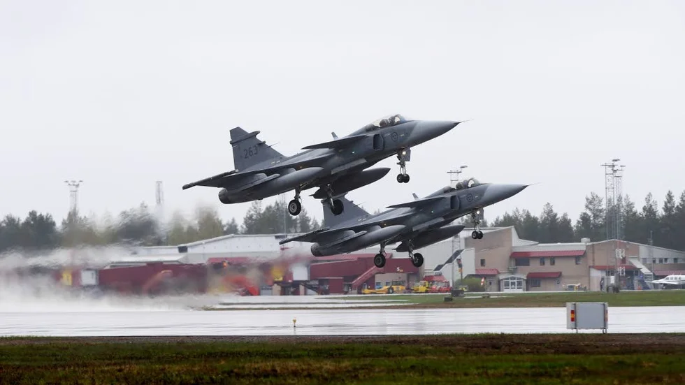 Försvarsmakten vill under en vecka i november 2019 utöka till sex pass mörkerflygning per dag. Detta är något Länsstyrelsen sätter sig emot.