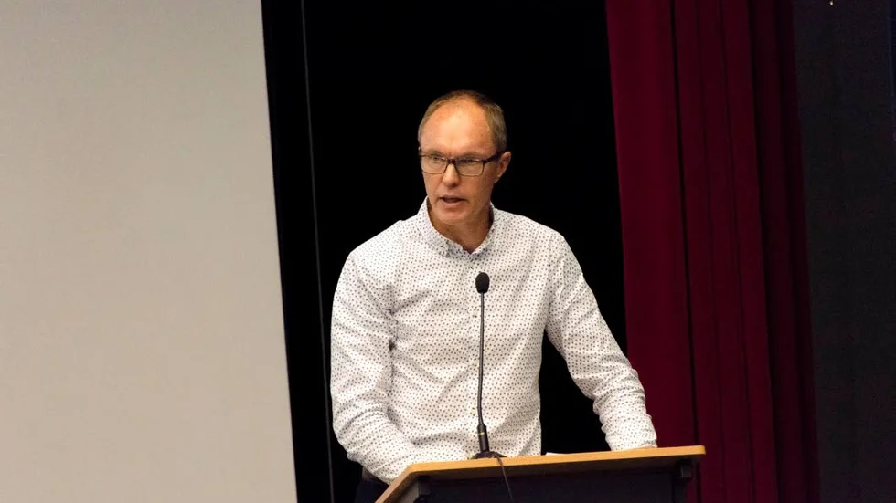 Kommunchef Mats Pettersson förklarar vad som är tanken med Dundret.