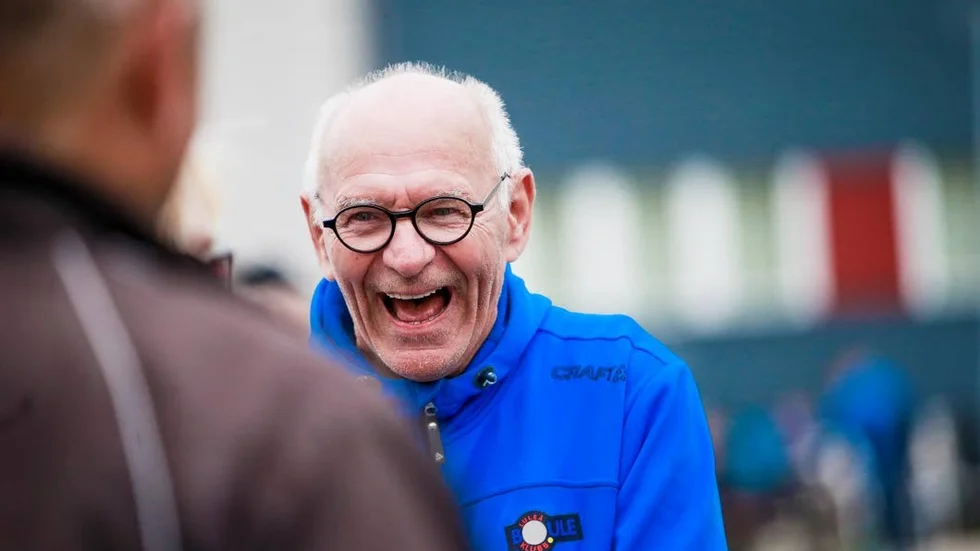 Lars-Gunnar Eriksson, LG kallad, var tävlingsledare på Örnäset. Han är en av många ideella ledare i Luleå bouleklubb och har kanske lite mera makt än andra. Det är han som tar ut lagen som spelar cupspel.