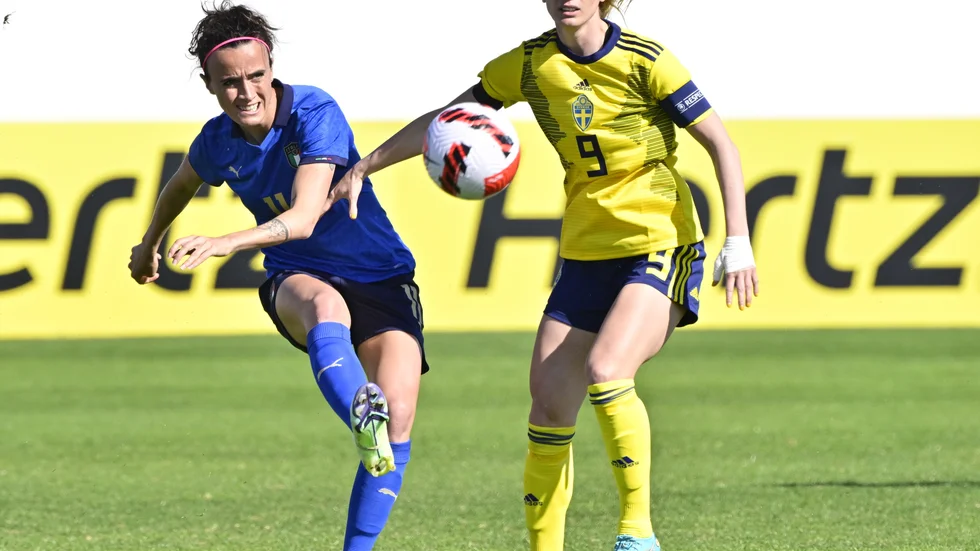 Kosovare Asllani började på bänken när Real Madrid bortabesegrade Atlético Madrid med 2–0. Arkivbild.
