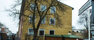 25-åringen häktad för mordförsöket