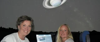 En pigg 30-åring firar rejält