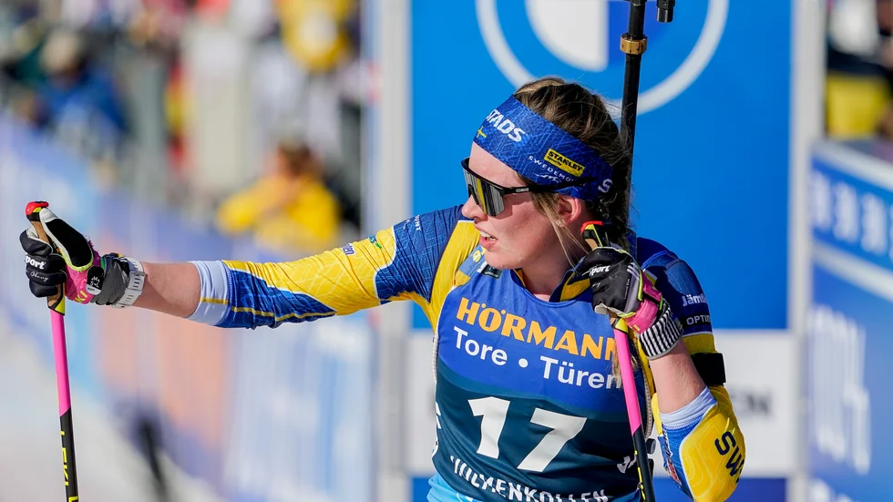 Elvira Öberg slutade åtta i jaktstarten och tvåa i totala världscupen.