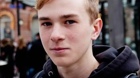 Kommunen vill skapa fler sommarjobb åt unga. UNT frågar ungdomar vad de tycker om de jobben kommunen har som förslag. På bilden: John Friberg.