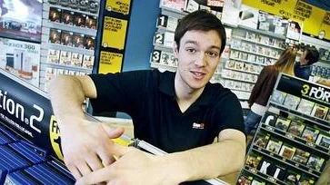 Alexander Erni på GameStop tror att utlåning kan vara bra för tv-spelsbranschen.