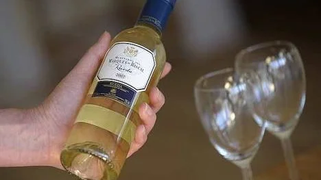 Amaronevinet A Amarone hör till de få halvflaskor som också är hälften så dyrt som helflaskan, i detta fall till och med billigare.