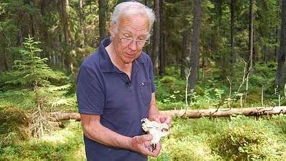 Svante von Strokirch visar en oätlig brödticka, besk och oaptitlig.