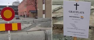 Skylten: "Här vilar Vattenfall"